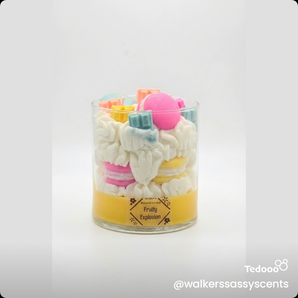 Walker's Sassy Scents Fruity Explosion Candle - Multicolor